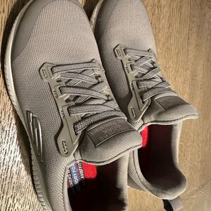 Skechers Gray Sneakers with Mesh Upper and Streamlined Design